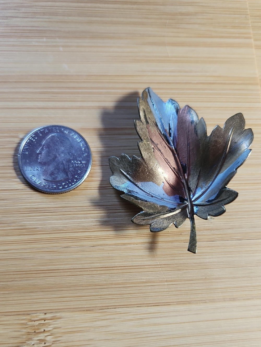 Vintage Tri-Color Metal Maple Leaf Brooch Pin - Gold Silver Copper Tones *B9